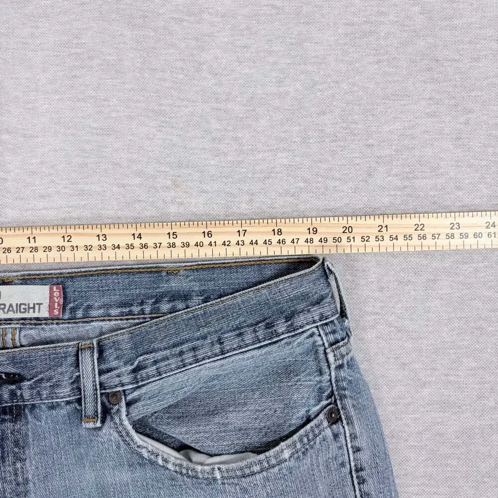 Levi's 559 Relaxed Straight Jeans Mens Size 38x30 Light Wash Denim